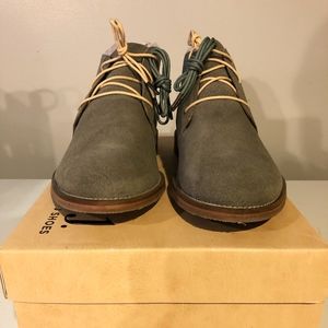 J.Shoes Monarch Chukka Suede Boots (Mens 8)
